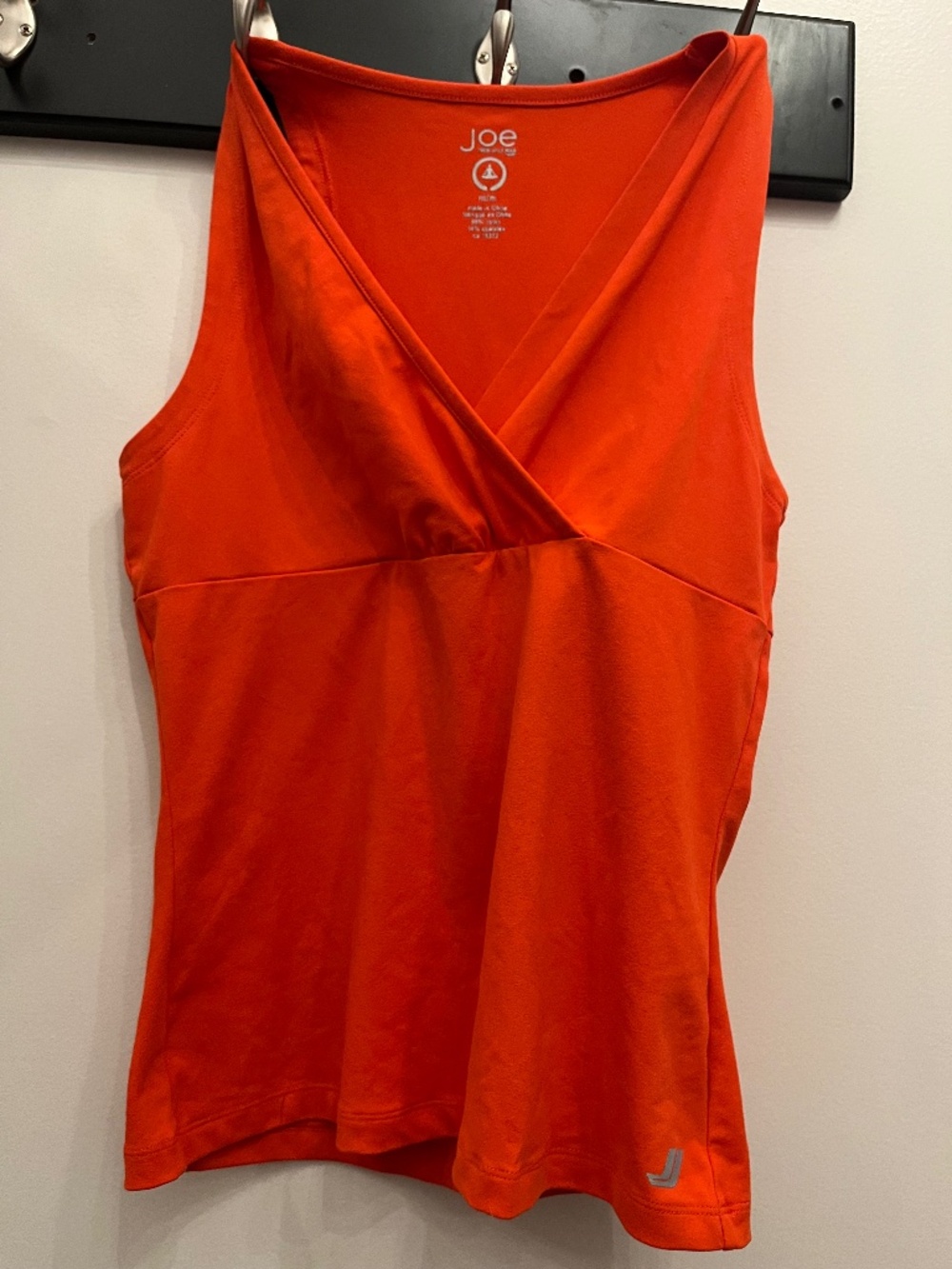 Athletic tank top